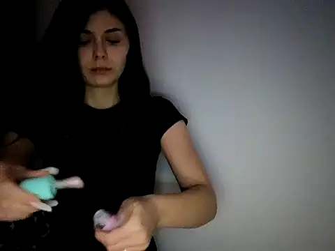 BaldPussyPrincess online show from December 3, 2025, 9:35 pm