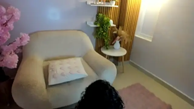 sarah sluty online show from March 4, 2026, 1:06 pm