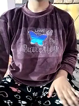 RASHMI SHARMA9 online show from February 8, 2026, 12:30 pm