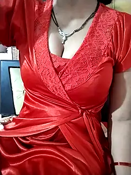 Snapshot of RASHMI_SHARMA9 chatting on May 1, 2026, 7:18 pm RASHMI SHARMA9 online show from May 1, 2026, 7:18 pm