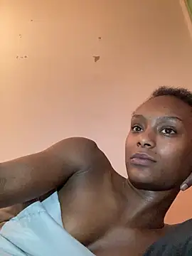    Hannah    online show from December 15, 2025, 1:04 pm