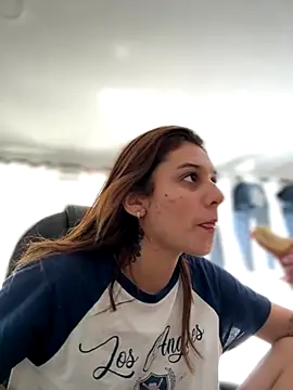 allisonn parker26 online show from November 27, 2025, 5:26 pm