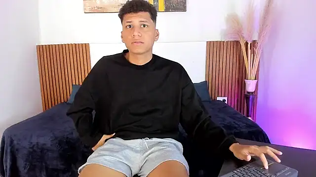 Snapshot of Andrey_Lev1 chatting on November 26, 2025, 8:32 pm Andrey Lev1 online show from November 26, 2025, 8:32 pm