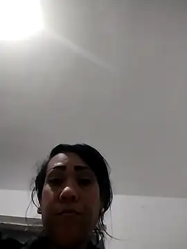 KarolWest  online show from December 19, 2025, 1:56 am