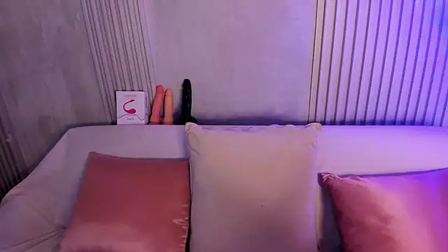 AmberHarpper online show from December 16, 2025, 7:41 pm