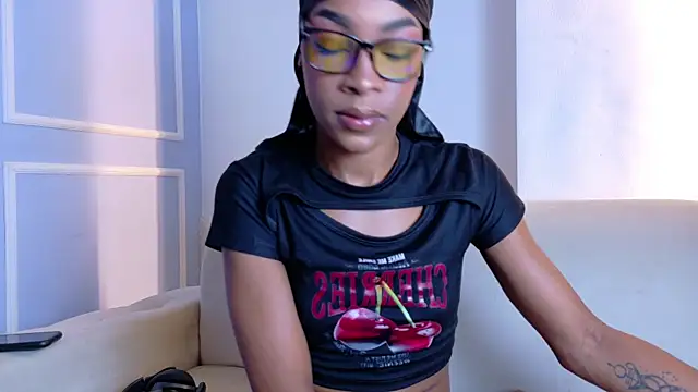 GenesisJordan online show from December 22, 2025, 12:46 pm