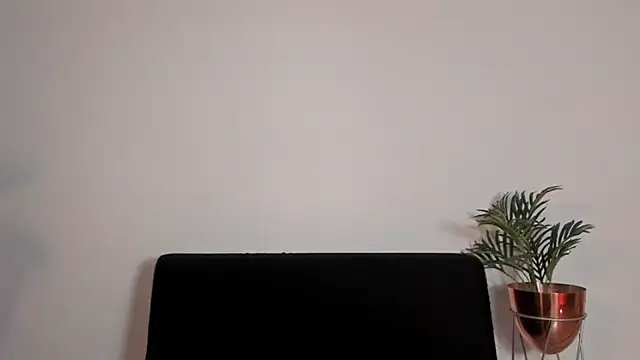 GenesisJordan online show from June 17, 2026, 8:21 pm
