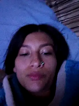 Snapshot of Roslin-nix2 chatting on November 26, 2025, 2:23 am Roslin-nix2 online show from November 26, 2025, 2:23 am