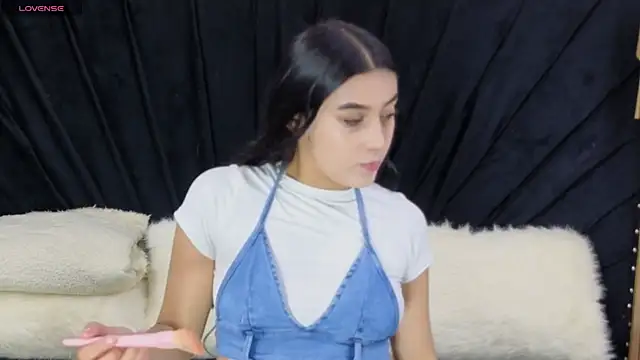 Snapshot of Venus_Horney chatting on March 30, 2026, 8:43 pm Venus Horney online show from March 30, 2026, 8:43 pm