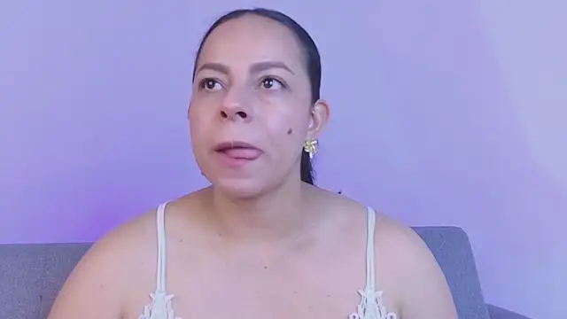 jimena chic1 online show from July 20, 2026, 6:10 pm