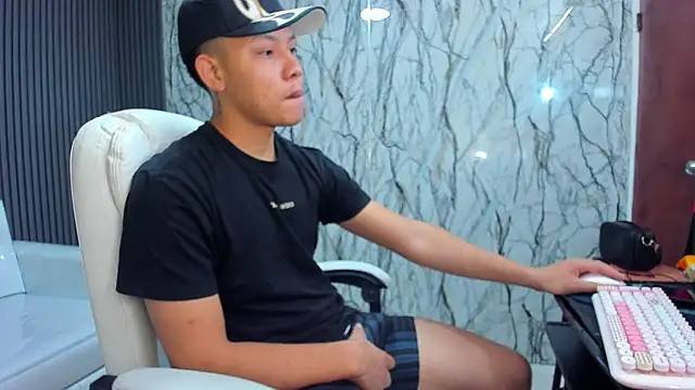 marcus 20 online show from November 30, 2025, 2:10 pm