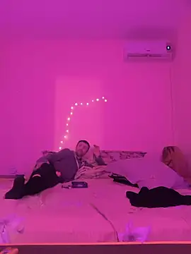 w1cked couple online show from April 14, 2026, 11:00 pm