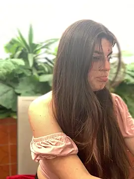 Scarletts Boobs online show from November 29, 2025, 7:39 pm