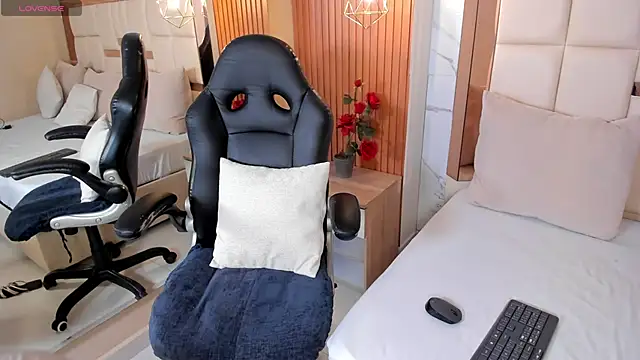 Snapshot of samantha_quinnn chatting on January 8, 2026, 4:04 am samantha quinnn online show from January 8, 2026, 4:04 am