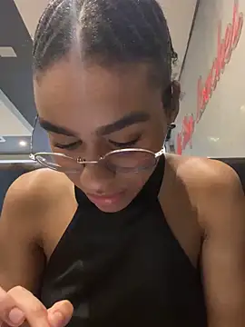 malditaLM online show from April 19, 2026, 4:12 am