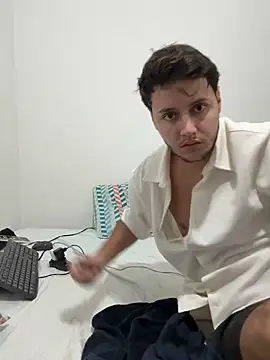 RicoValen online show from February 17, 2026, 1:35 am