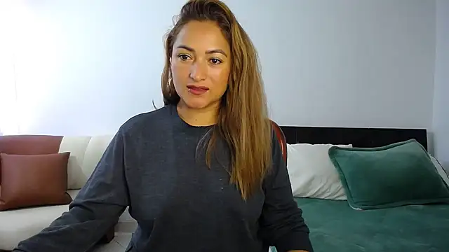 ximenaxcite19 online show from February 13, 2026, 1:18 pm