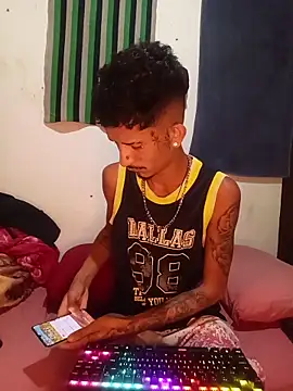 theyllorwillian online show from June 18, 2026, 12:20 pm