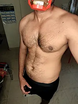 Amit22122 online show from April 11, 2026, 12:09 pm