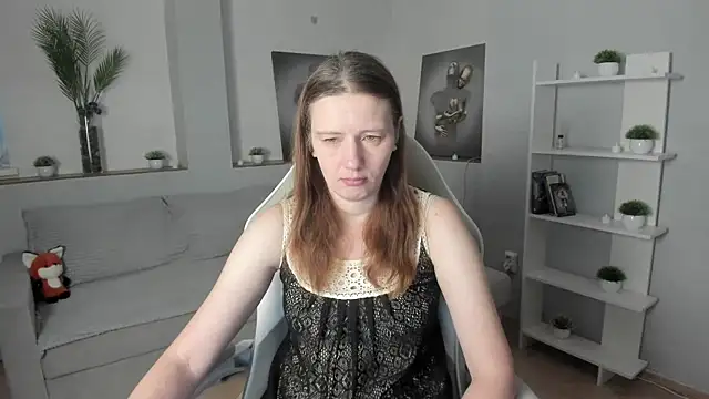 KathrineMeyer online show from December 3, 2025, 3:03 am