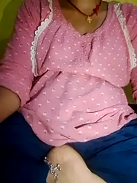 Snapshot of Miss_khusi chatting on April 1, 2026, 4:04 pm Miss khusi online show from April 1, 2026, 4:04 pm