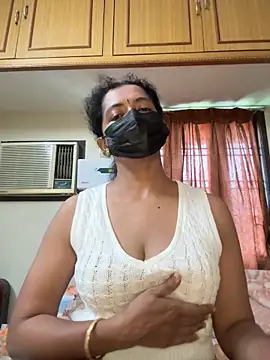 TeddyLover5 online show from February 25, 2026, 6:23 am