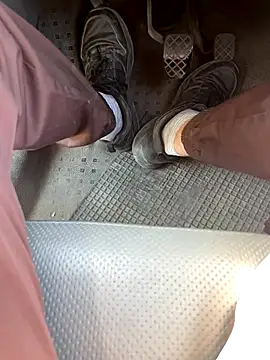 ratemydickbabe online show from November 27, 2025, 11:01 am