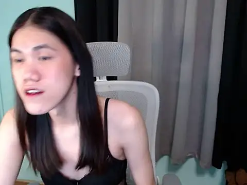 Snapshot of Irish_Young chatting on November 28, 2025, 12:30 pm Irish Young online show from November 28, 2025, 12:30 pm