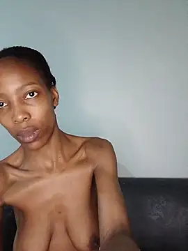 MsParisSmith online show from January 14, 2026, 6:02 pm