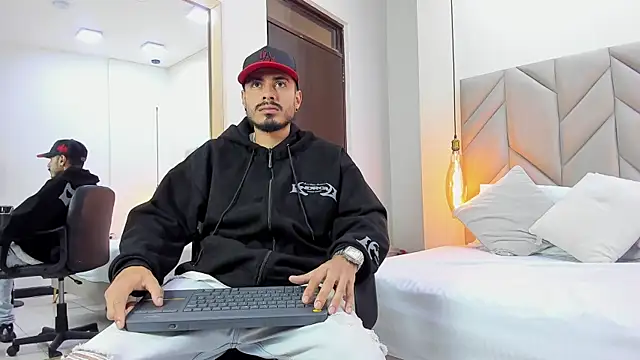 MatthewCullen online show from April 18, 2026, 3:10 am