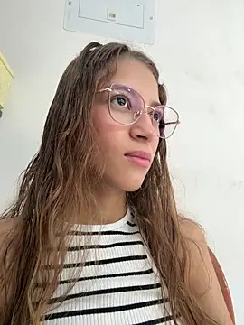 Vanneskk online show from December 4, 2025, 1:20 pm