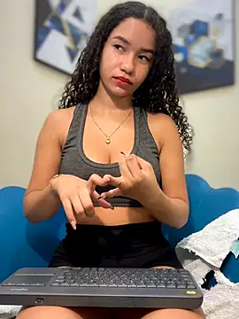 Snapshot of ZoeyFierce chatting on June 11, 2026, 7:34 pm ZoeyFierce online show from June 11, 2026, 7:34 pm