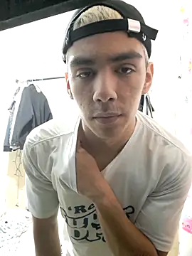 Snapshot of arturo__butera chatting on November 30, 2025, 3:38 pm arturo butera online show from November 30, 2025, 3:38 pm