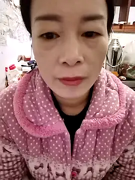 mimi2052 online show from January 6, 2026, 1:09 am