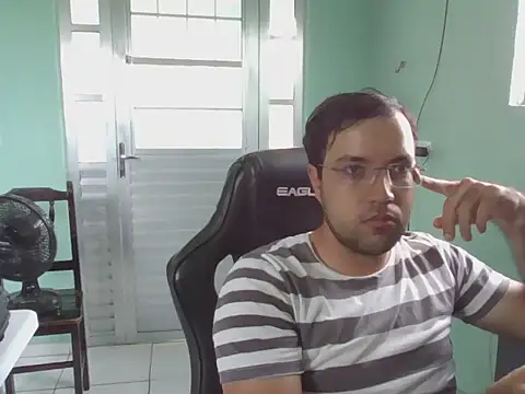 Silvakkfitk online show from December 16, 2025, 5:18 pm