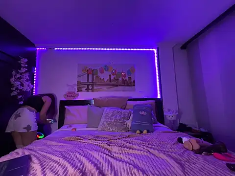 SweetMalory online show from March 5, 2026, 6:42 am