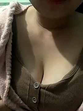 Snapshot of Anna-sexyy chatting on December 3, 2025, 12:18 am Anna-sexyy online show from December 3, 2025, 12:18 am