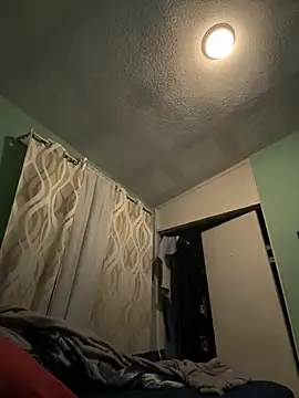 Snapshot of aelor2028 chatting on November 30, 2025, 5:44 am aelor2028 online show from November 30, 2025, 5:44 am