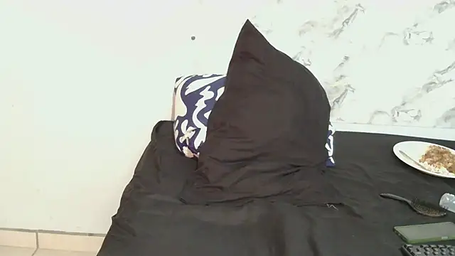 Snapshot of SexyZuluBarbie chatting on April 29, 2026, 11:03 am SexyZuluBarbie online show from April 29, 2026, 11:03 am