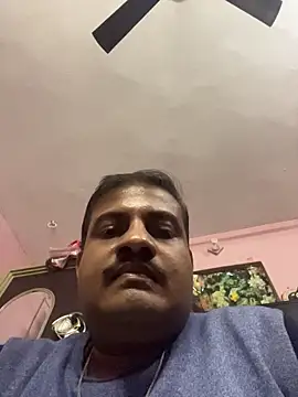 Saxymood1111 online show from December 3, 2025, 1:53 pm