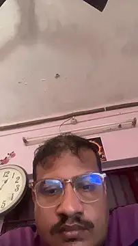 Saxymood1111 online show from February 12, 2026, 7:14 am