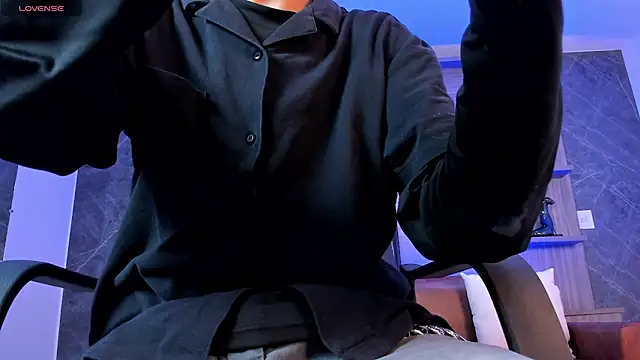 Bastthianxxx online show from December 4, 2025, 7:22 pm