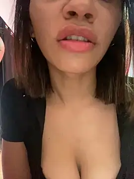 Snapshot of Quierolechiitaaa chatting on January 6, 2026, 7:50 pm Quierolechiitaaa online show from January 6, 2026, 7:50 pm