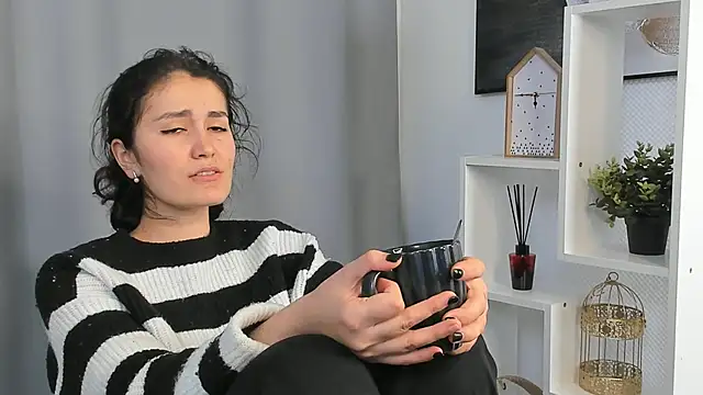 Snapshot of GilmaFaurot chatting on November 29, 2025, 2:42 pm GilmaFaurot online show from November 29, 2025, 2:42 pm