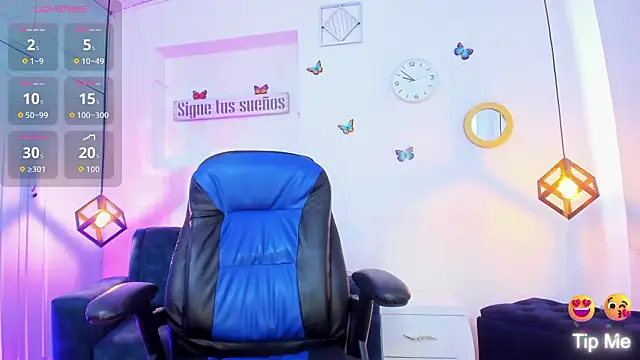 Hot Darliing online show from January 16, 2026, 2:54 pm