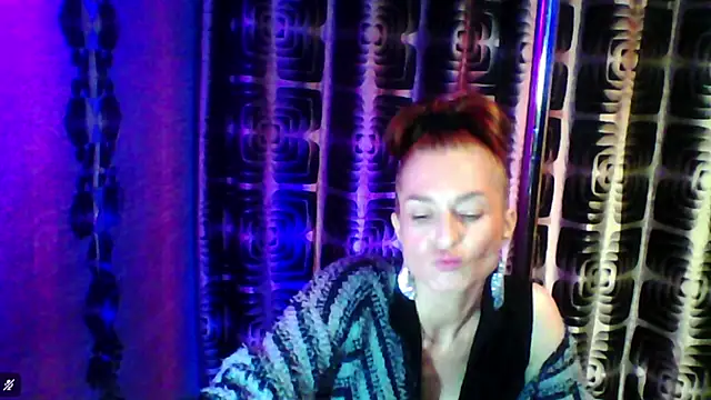Snapshot of Soniakiss chatting on February 3, 2026, 3:17 pm Soniakiss online show from February 3, 2026, 3:17 pm