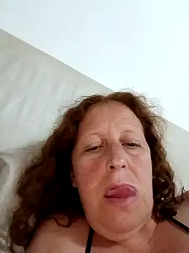 nikiarg online show from April 19, 2026, 3:28 am