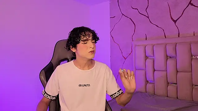 SthepanodiMonaco online show from February 26, 2026, 8:30 pm