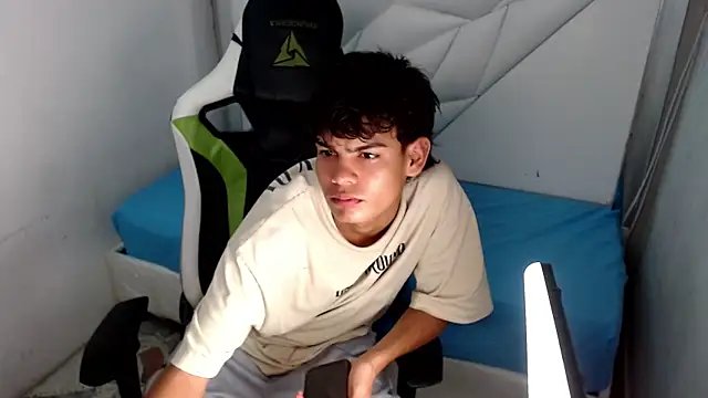 Lil babyyy  online show from January 16, 2026, 4:49 am