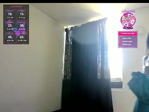 sweetCatallina online show from April 30, 2026, 3:29 pm